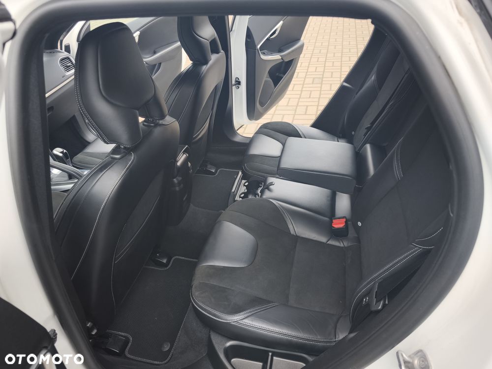 Volvo V40 D4 RDesign - 21