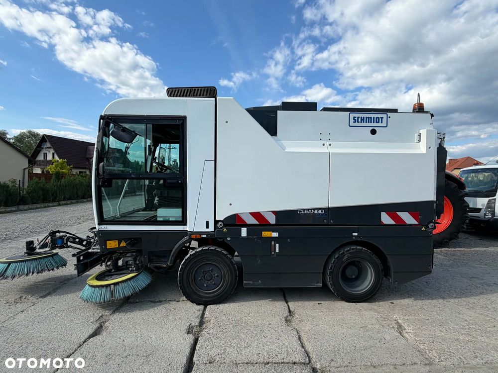 Schmidt CLEANGO 500 | System 3-szczotkowy | EURO 6 - 2