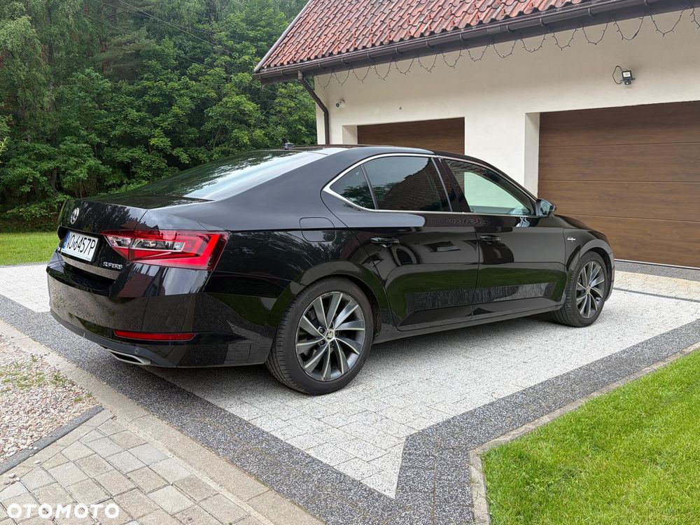 Skoda Superb 1.8 TSI L&K DSG - 5