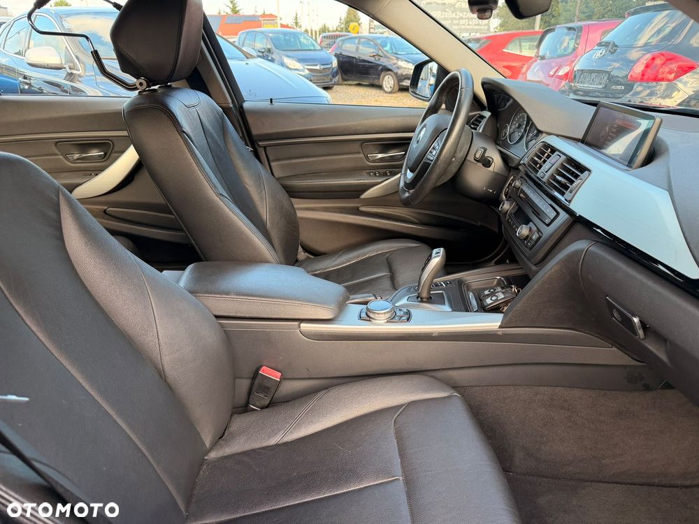 BMW Seria 3 318d Sport Line - 14