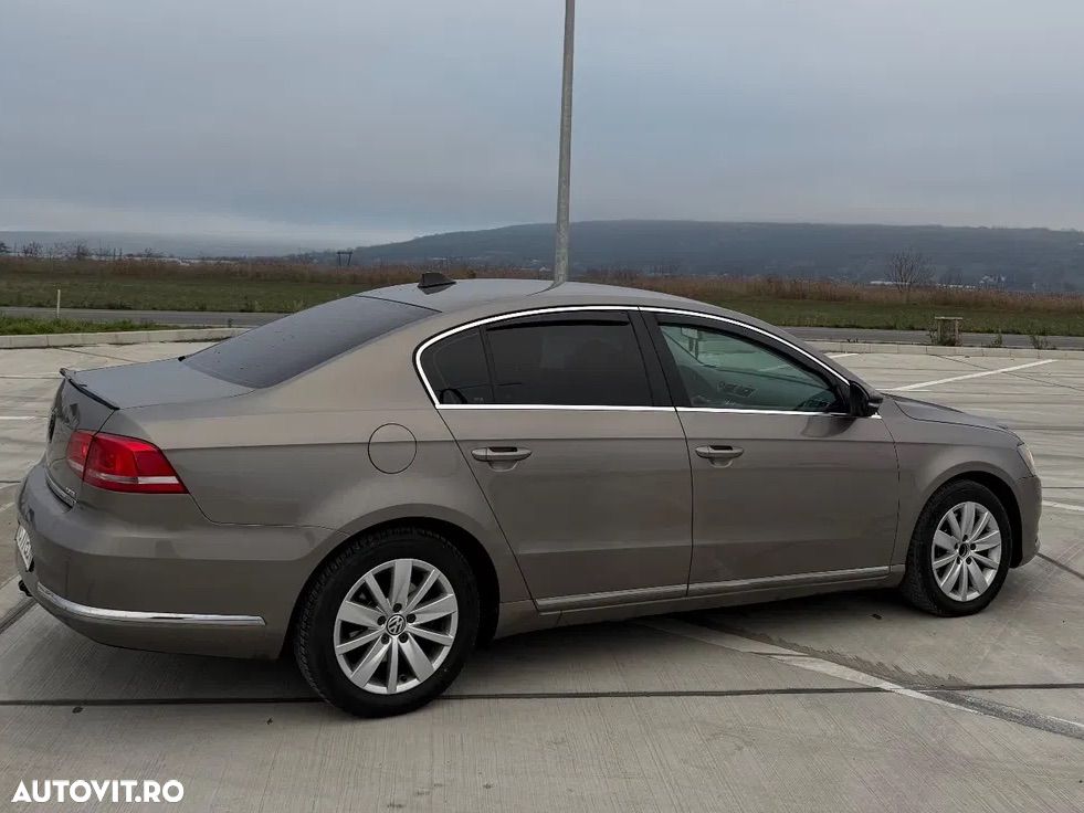 Volkswagen Passat 2.0 TDI BlueMotion Tehnology Comfortline - 4