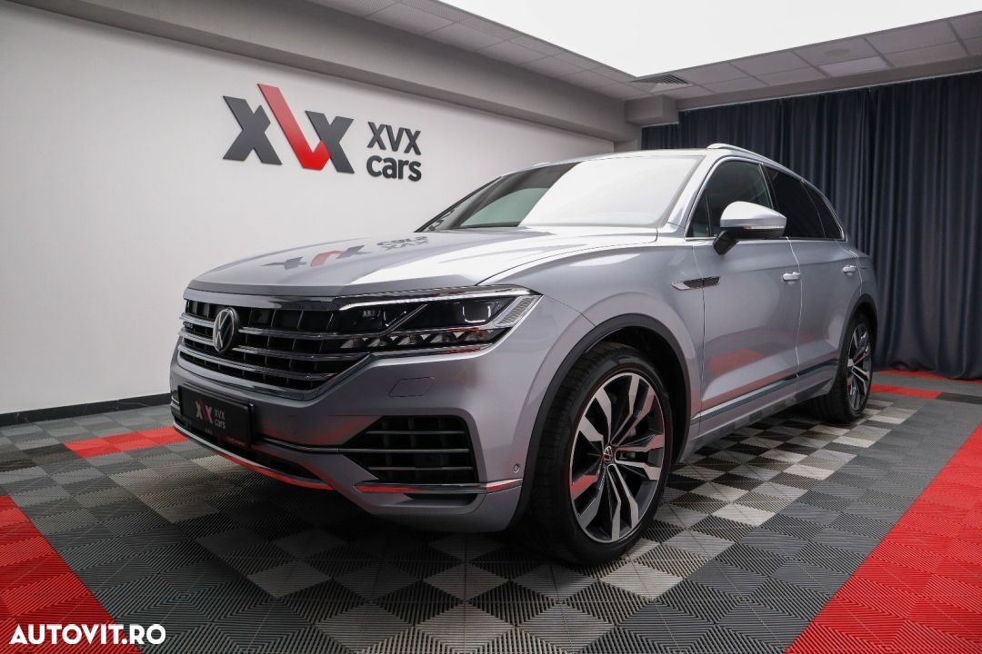 Volkswagen Touareg - 1