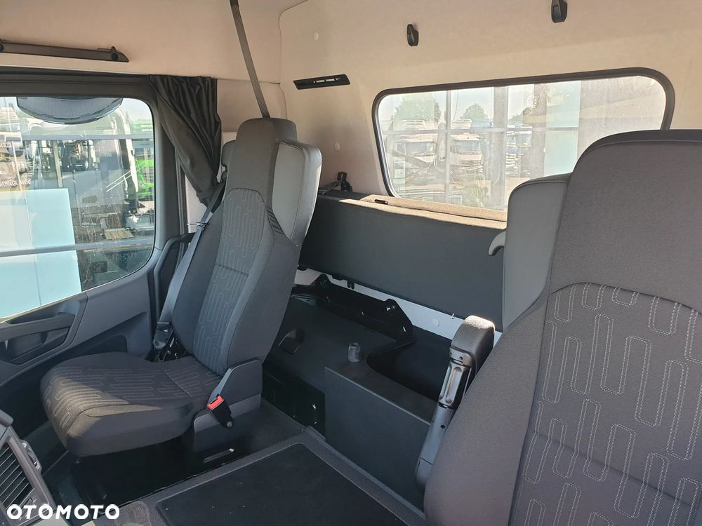Mercedes-Benz Actros 2542L 6x2 - 12