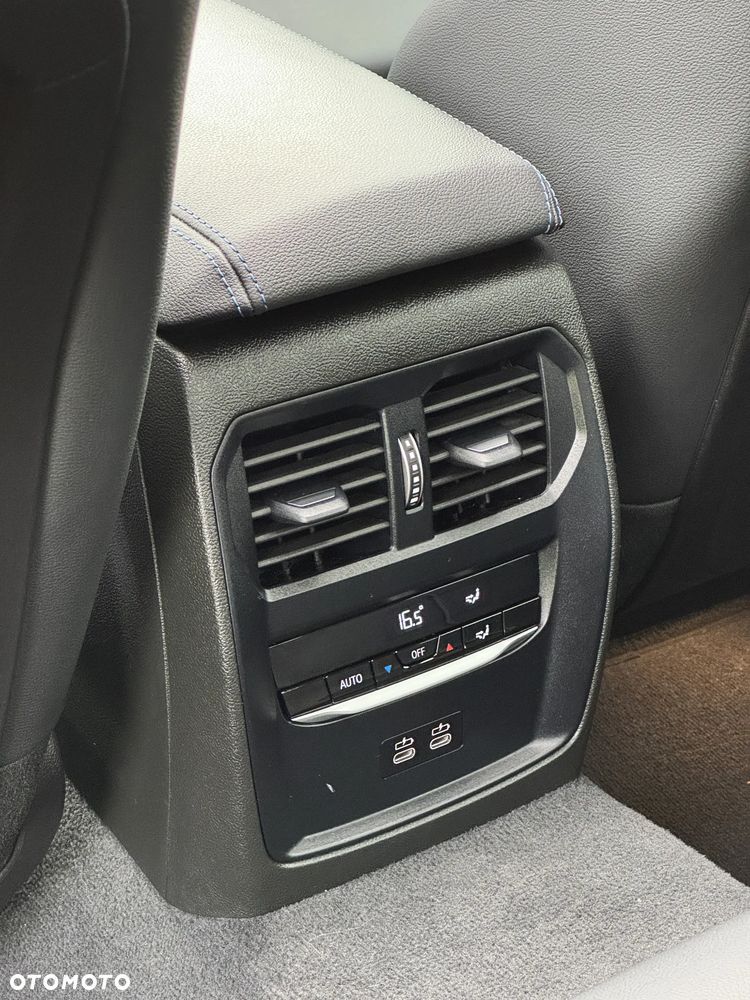 BMW Seria 3 320d xDrive mHEV M Sport Edition sport - 26