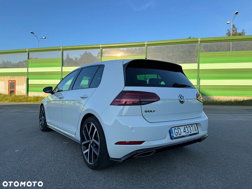 Volkswagen Golf - 17