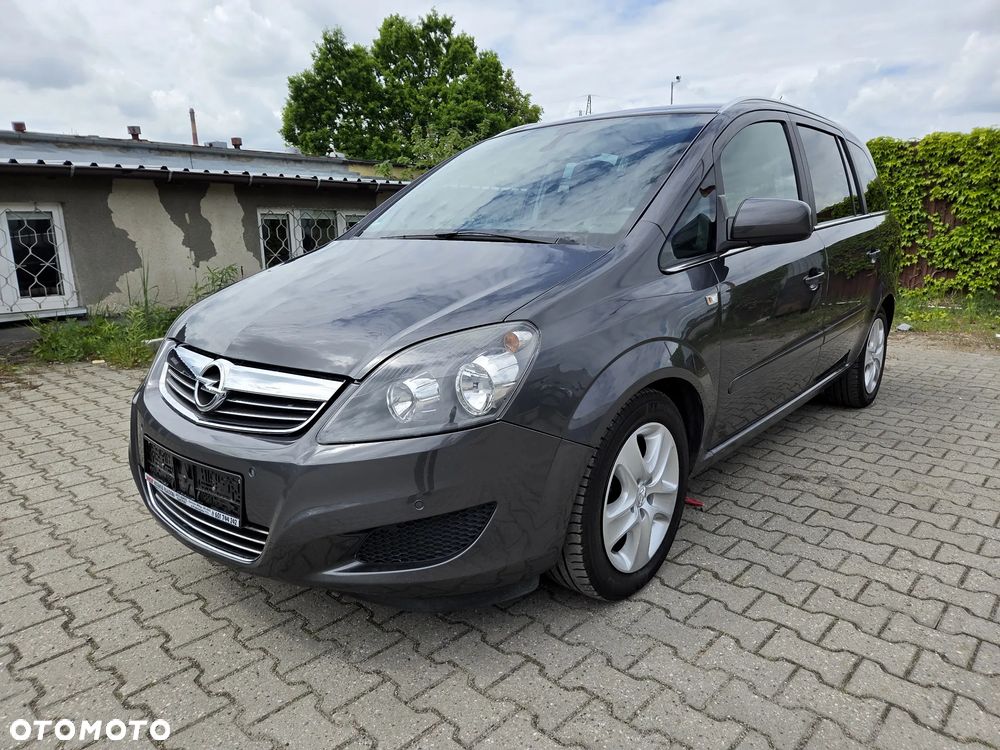 Opel Zafira 1.8 Design Edition - 2