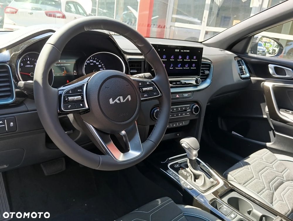 Kia XCeed 1.6 T-GDI Tribute DCT - 12