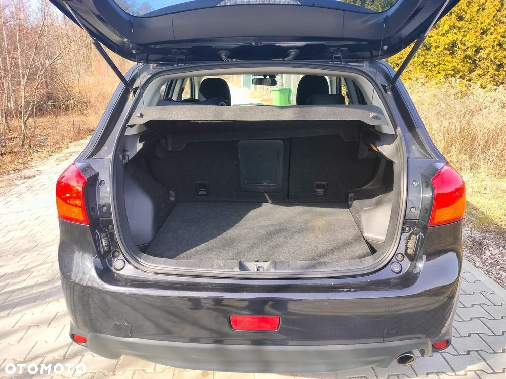 Mitsubishi ASX - 5