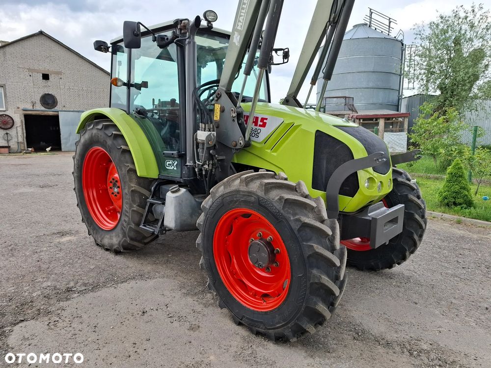 Claas Axos 340 - 2
