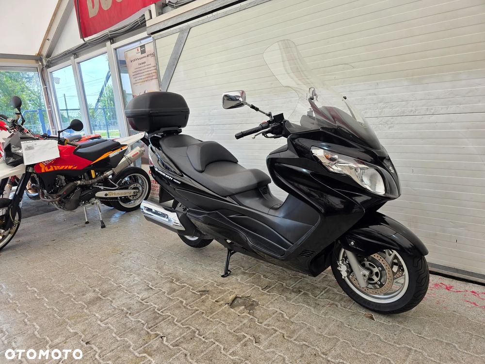 Suzuki Burgman - 12