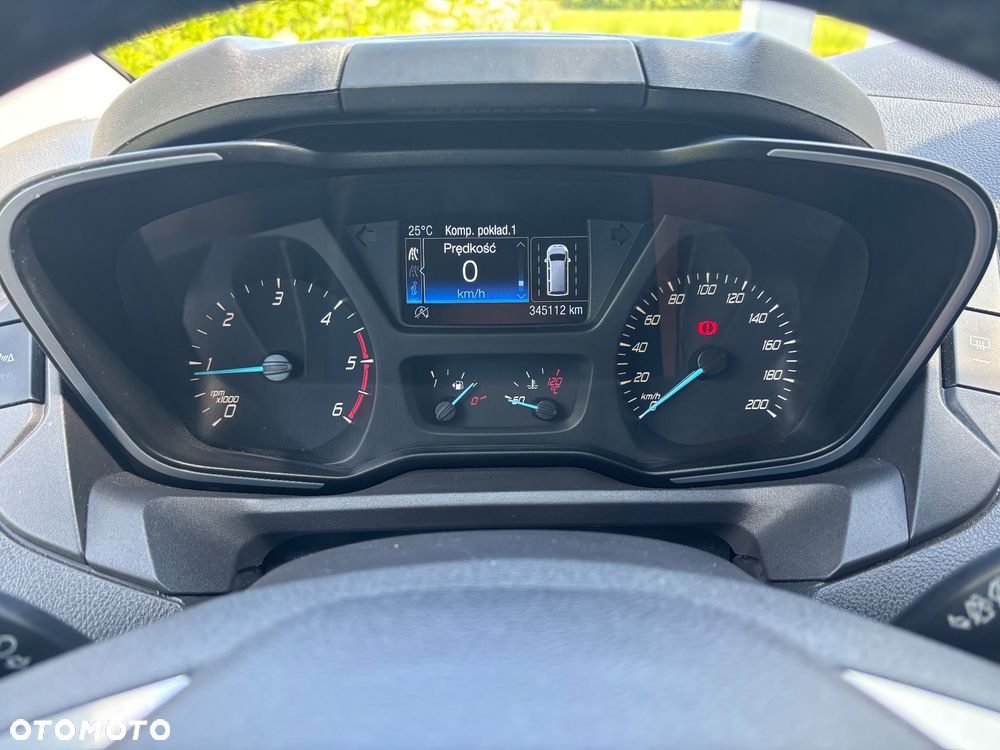 Ford Tourneo Custom 2.0 EcoBlue L2 Titanium - 24