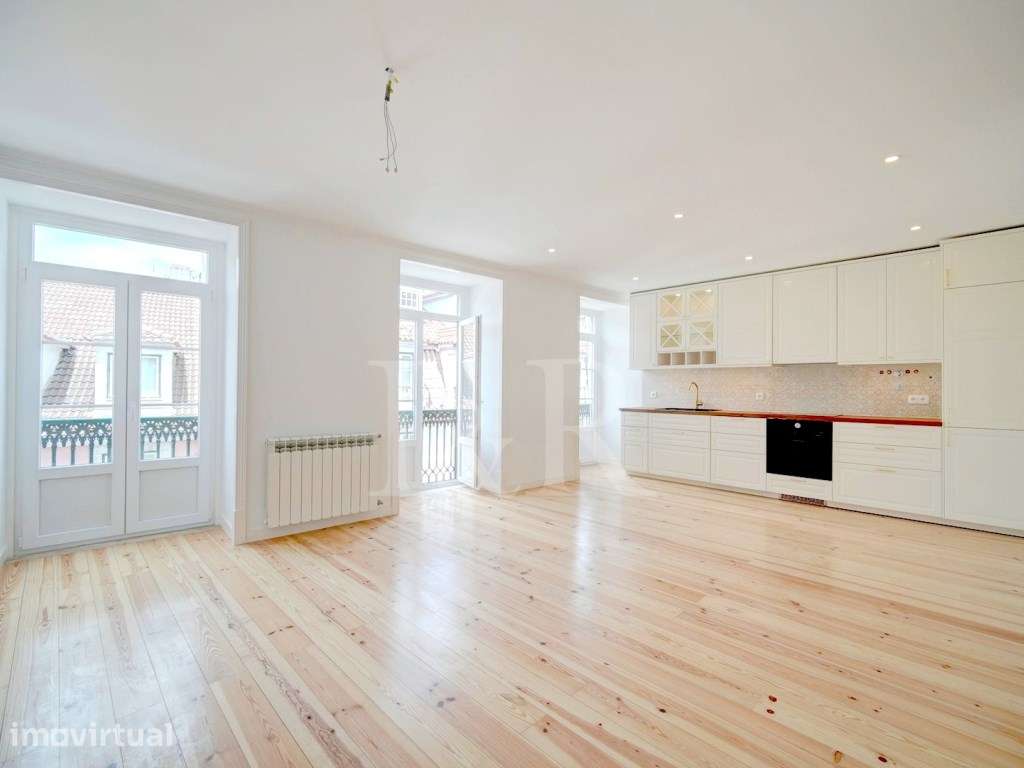 Apartamento T3 totalmente renovado no Chiado, Lisboa - Grande imagem: 2/22