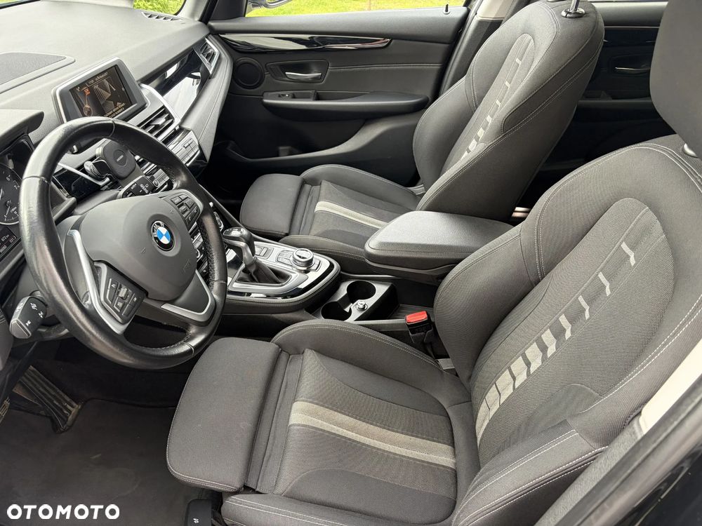 BMW Seria 2 220i Sport-Aut Sport Line - 18