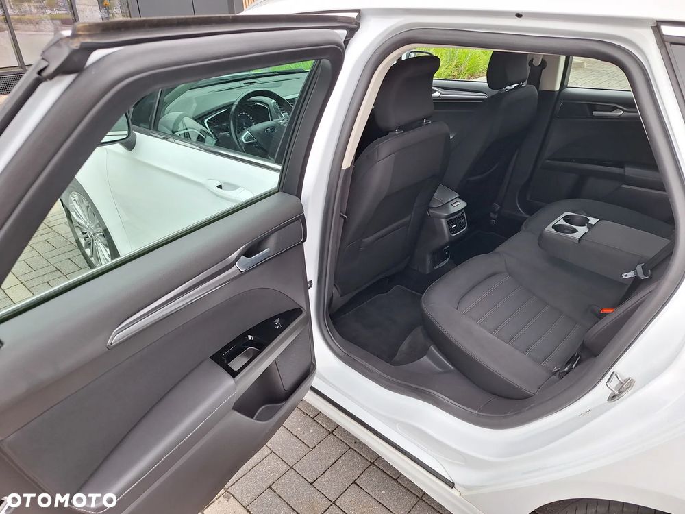Ford Mondeo 2.0 EcoBlue Titanium - 20