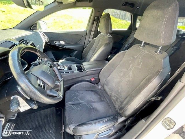 DS DS7 Crossback 1.5 BlueHDi Performance Line EAT8 - 6