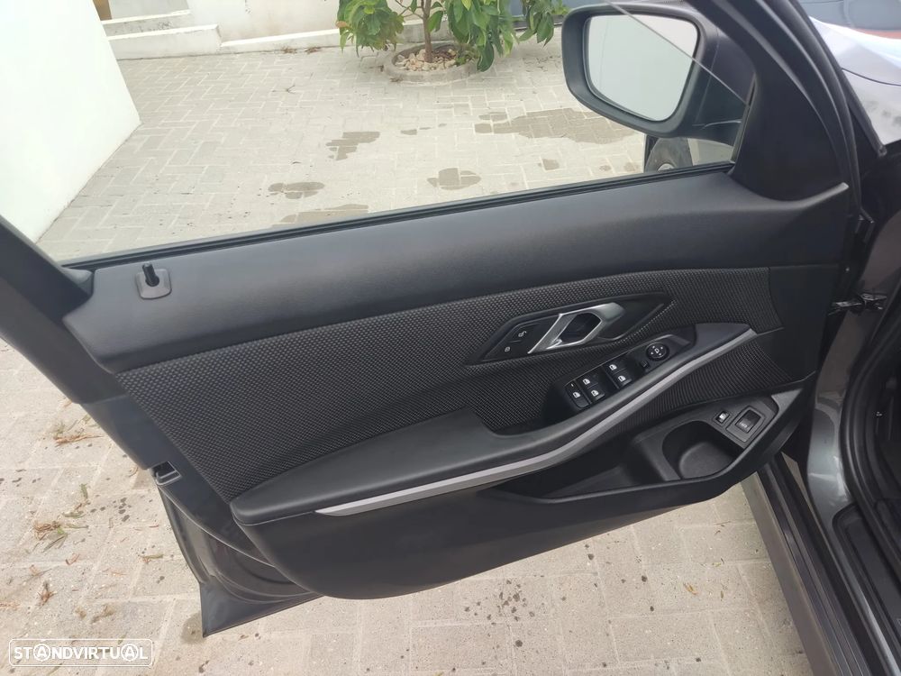 BMW 2000 - 20