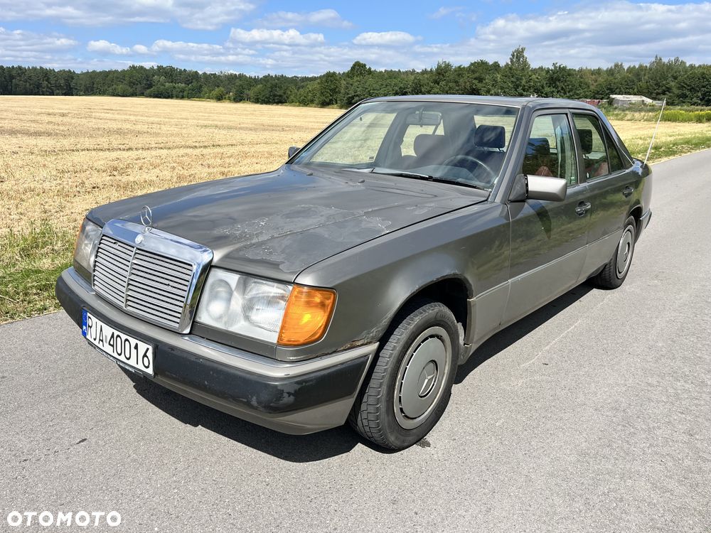 Mercedes-Benz W124 (1984-1993) - 1