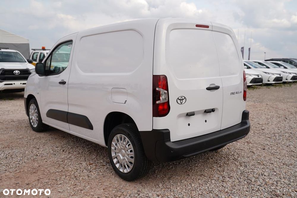 Toyota Proace City 1.5 D-4D Long 2,3t Active - 9