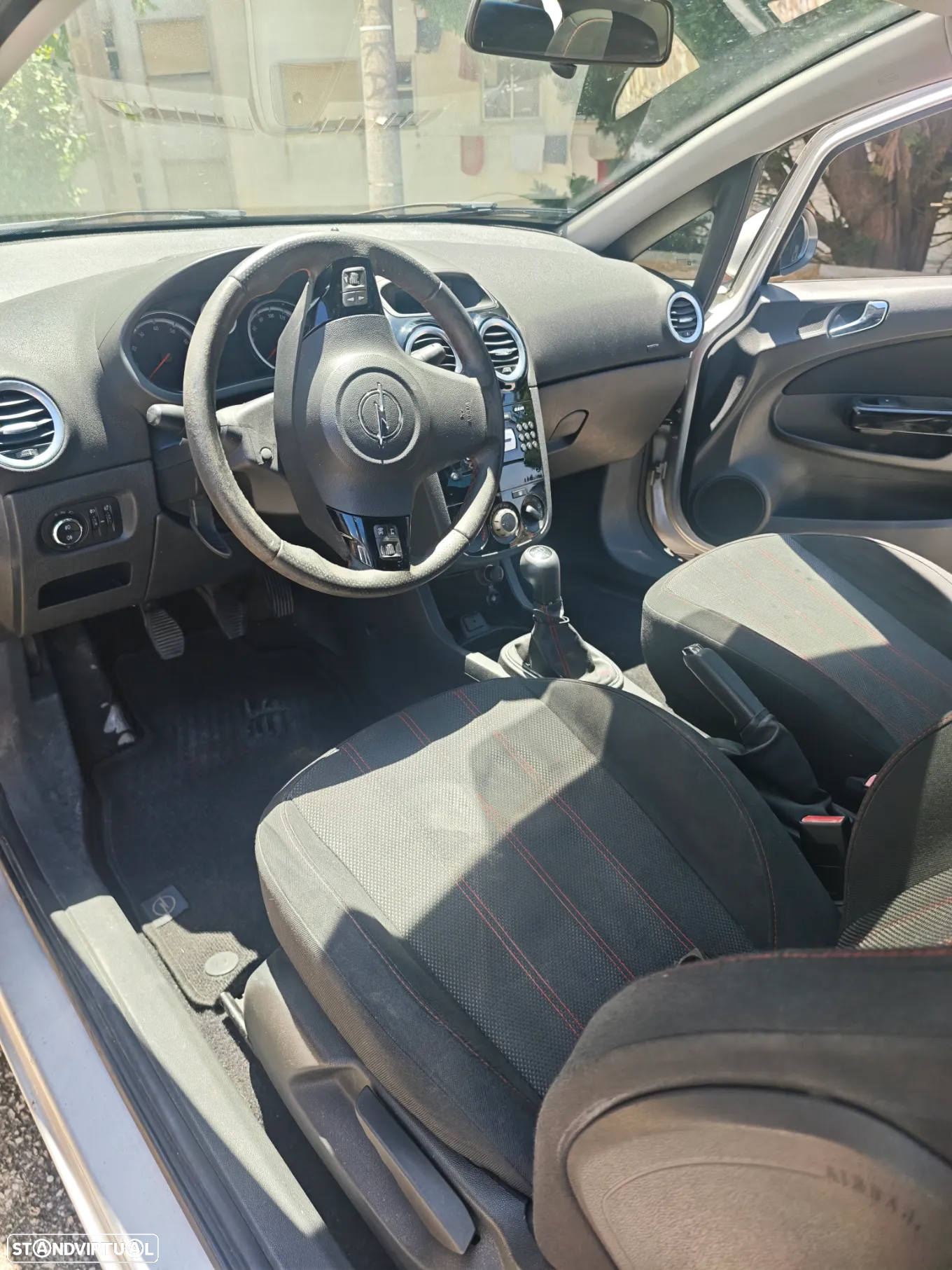 Opel Corsa 1.2 Street Edition - 8