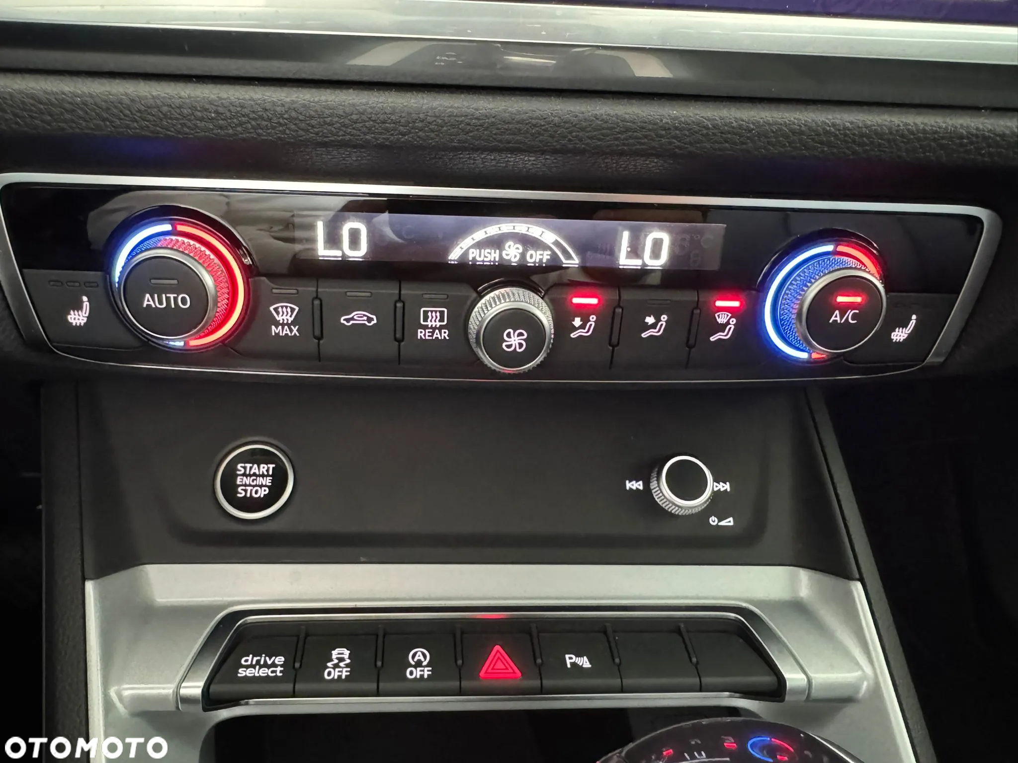Audi Q3 - 22