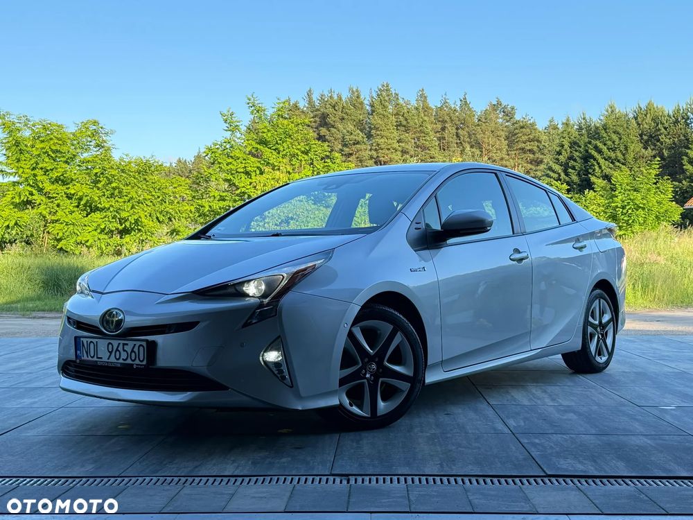 Toyota Prius 1.8 Hybrid Premium - 1