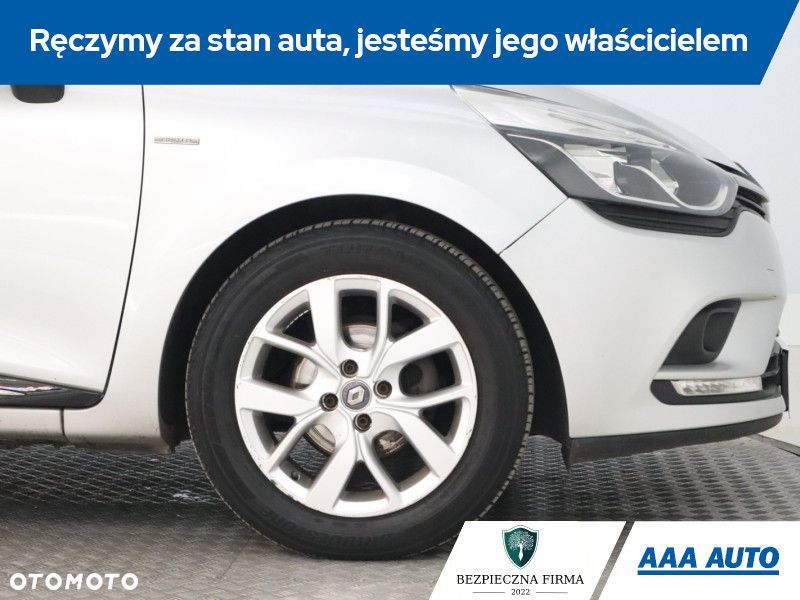 Renault Clio - 17