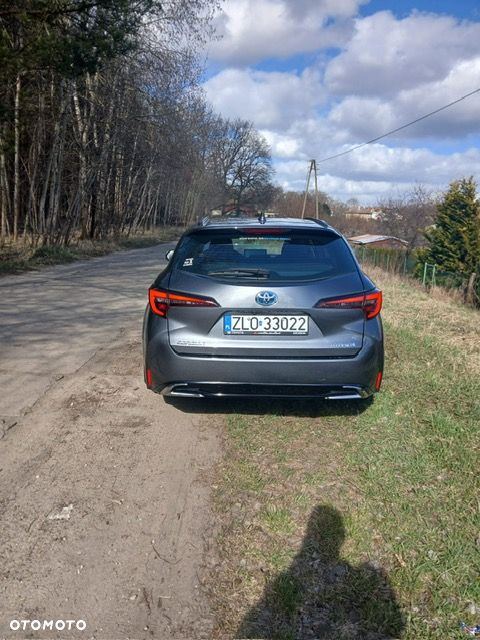 Toyota Corolla 2.0 Hybrid Comfort - 2