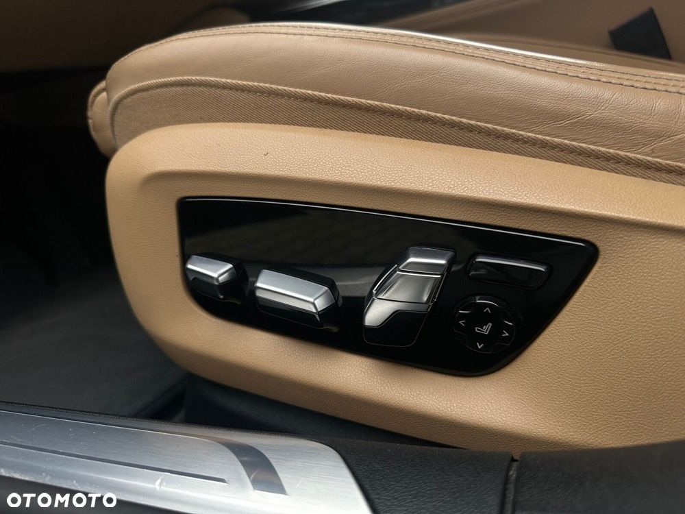 BMW Seria 7 740d xDrive - 7