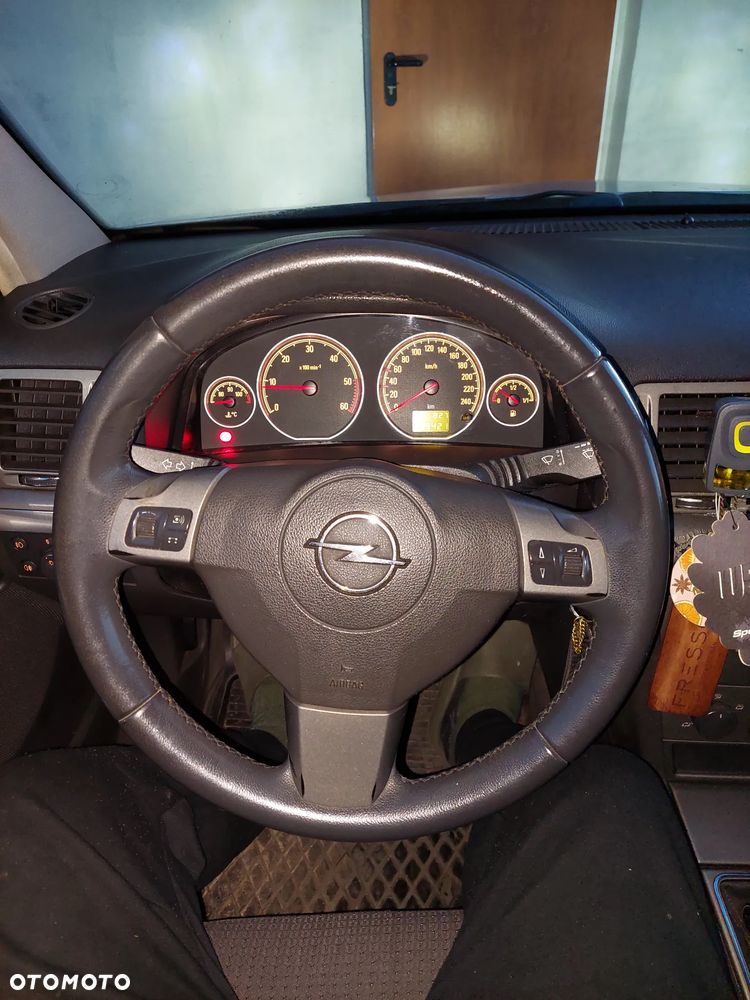 Opel Vectra 1.9 CDTI - 7