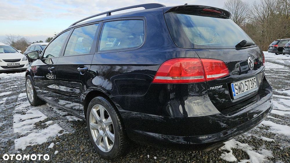 Volkswagen Passat - 9