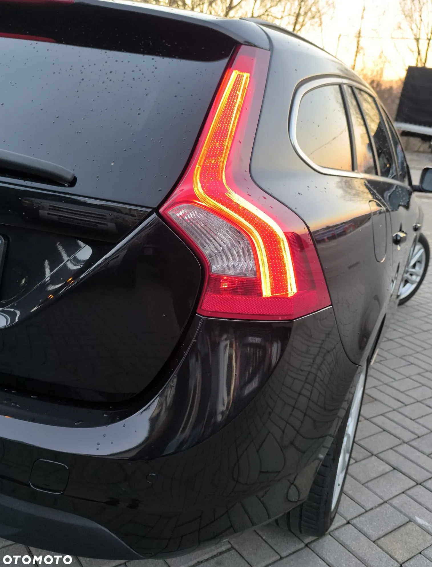 Volvo V60 D3 Summum - 7