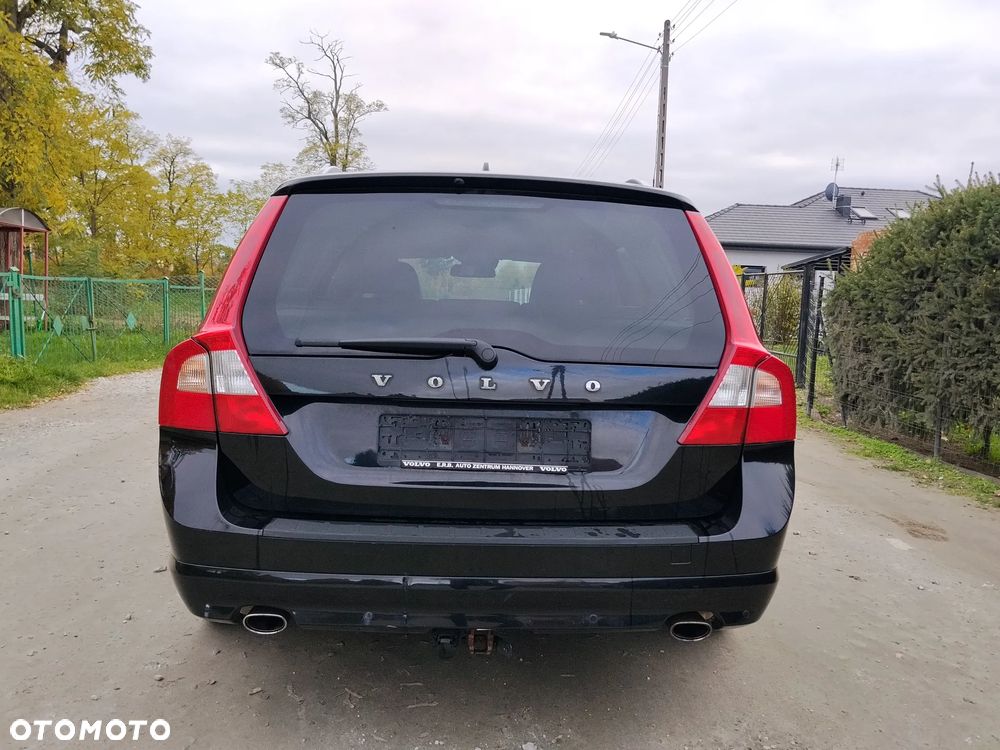 Volvo V70 2011 photo 4