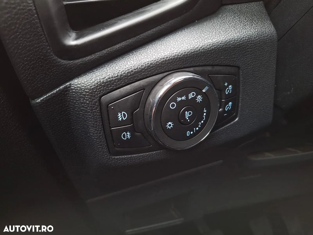 Ford EcoSport 1.5 EcoBlue Titanium - 25