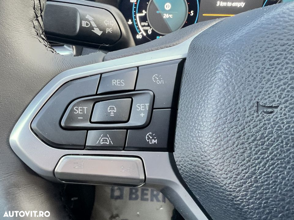 Volkswagen Amarok - 21
