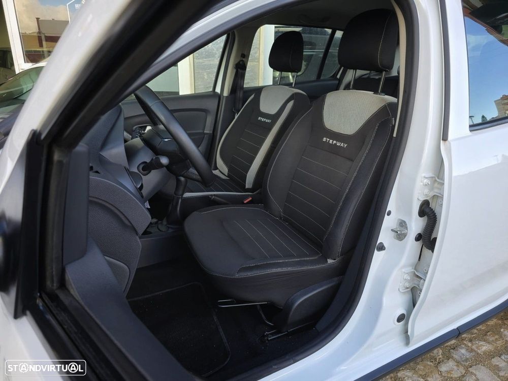 Dacia Sandero 0.9 TCe Stepway - 7