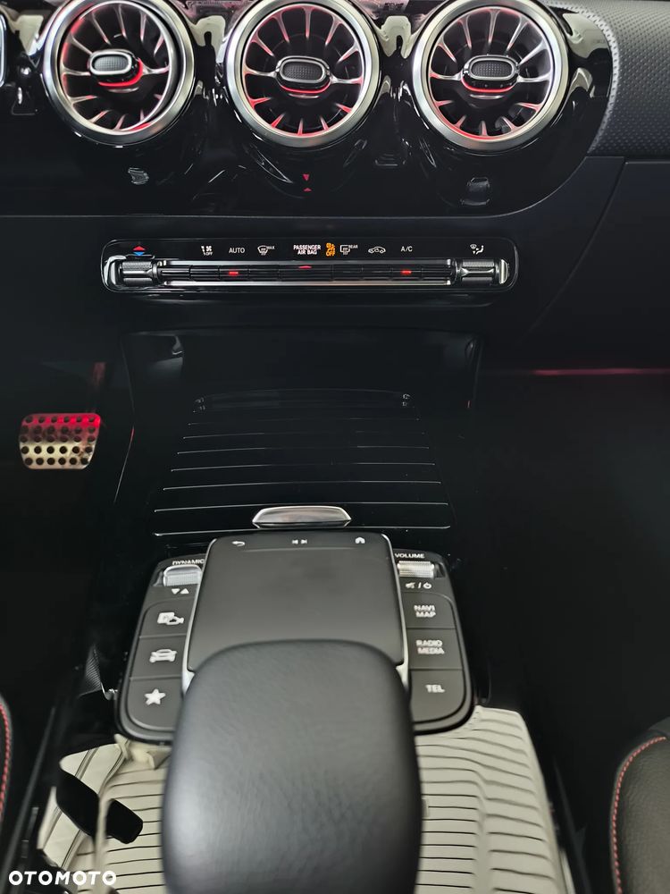 Mercedes-Benz Klasa A 200 AMG Line 7G-DCT - 20