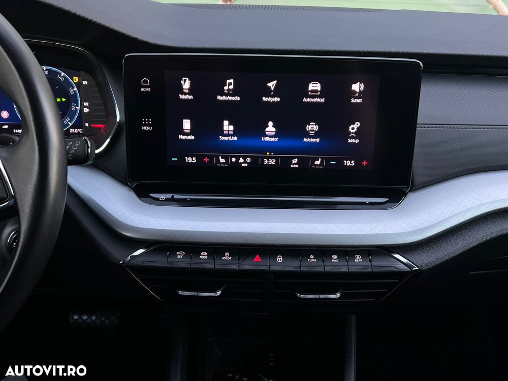 Skoda Octavia 2.0 TDI DSG Tour - 22