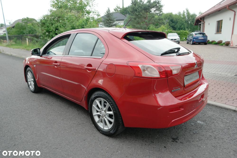 Mitsubishi Lancer - 7