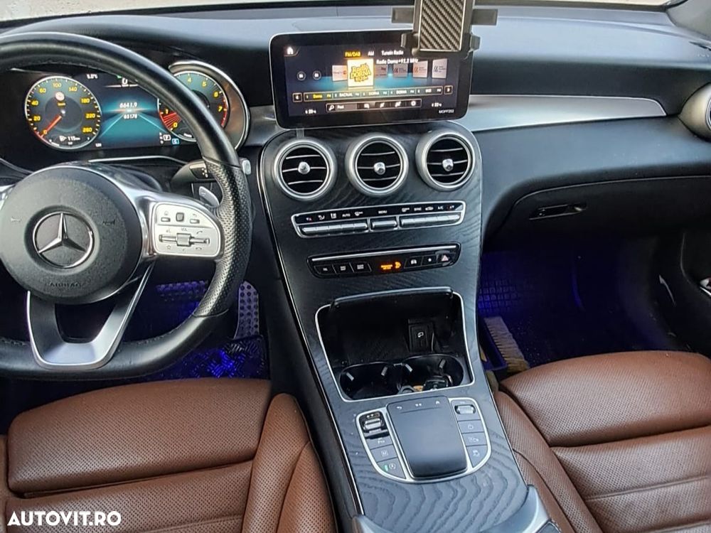 Mercedes-Benz GLC 200 4MATIC - 11