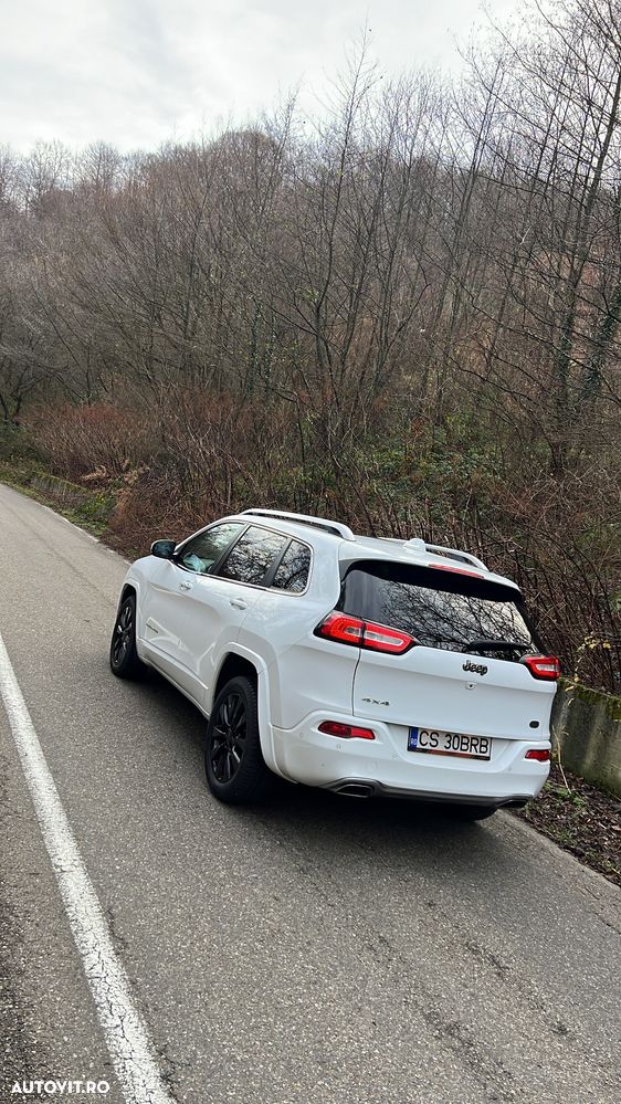 Jeep Cherokee - 6