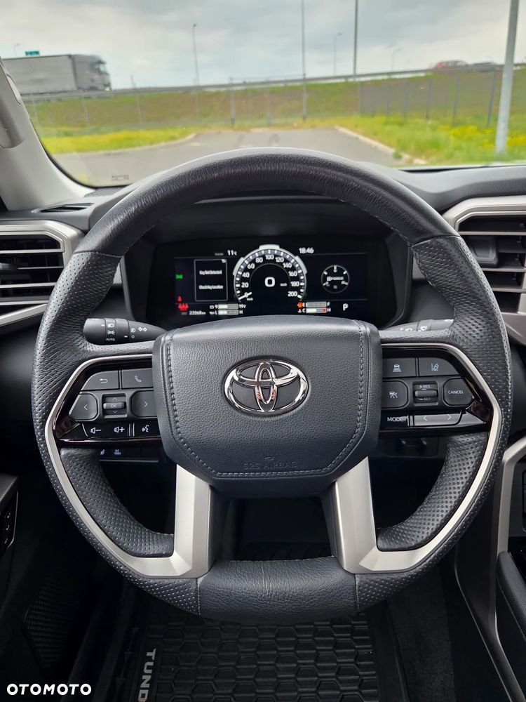 Toyota Tundra - 12