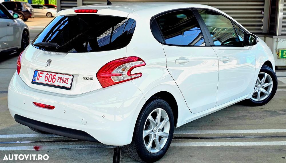 Peugeot 208 82 VTI Allure - 15