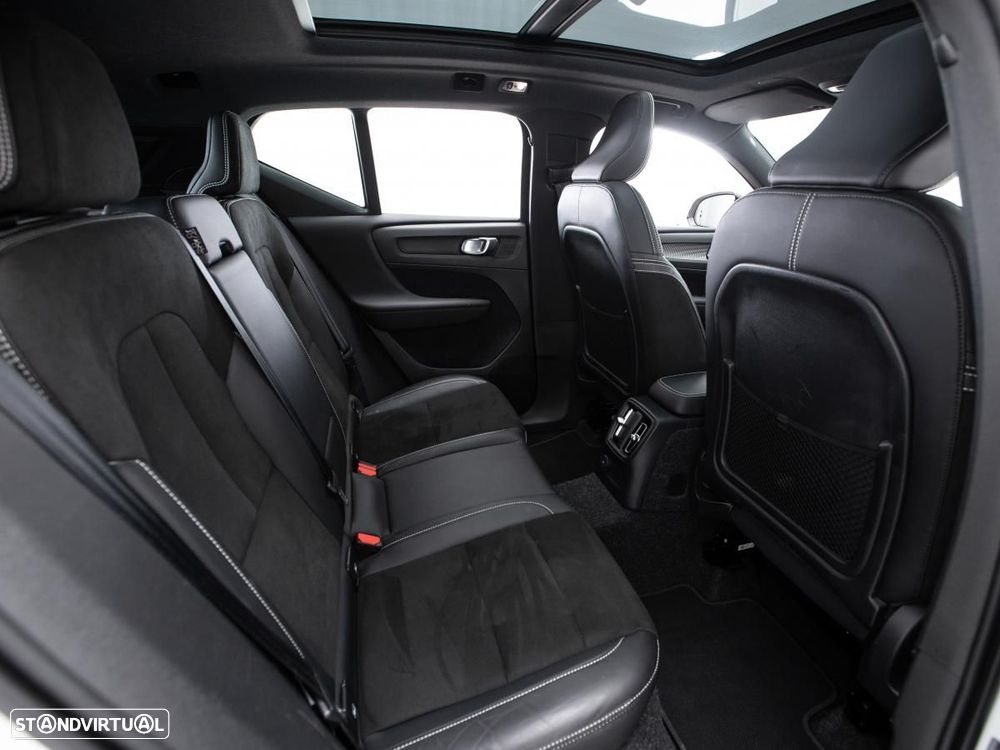 Volvo XC 40 1.5 T4 PHEV R-Design — fotografia 12