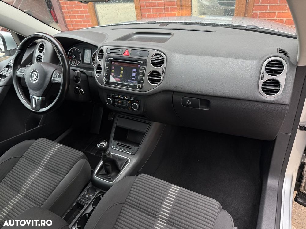 Volkswagen Tiguan - 8