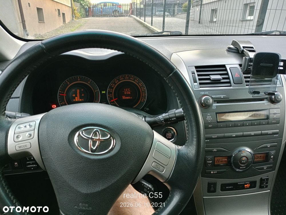 Toyota Corolla - 8