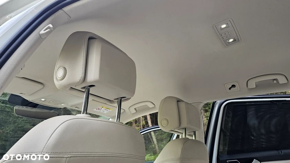 Volkswagen Passat 2.0 TDI BMT Highline - 27