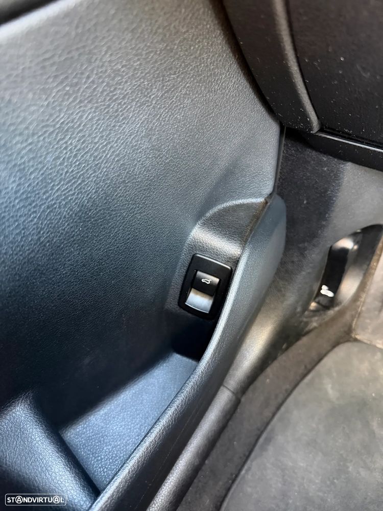 BMW 216 Gran Tourer d Luxury Line - 32