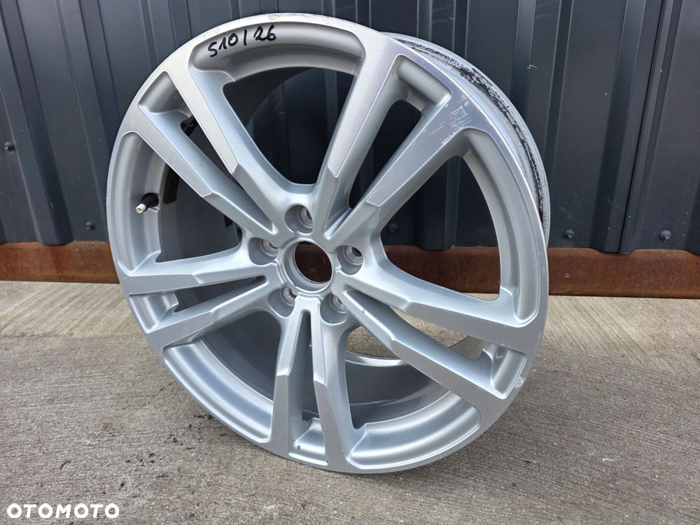 FELGA ALUMINIOWA AUDI A3 S3 8V VW SEAT 8.0J R18 ET46 8V0601025BC S10/26 - 2