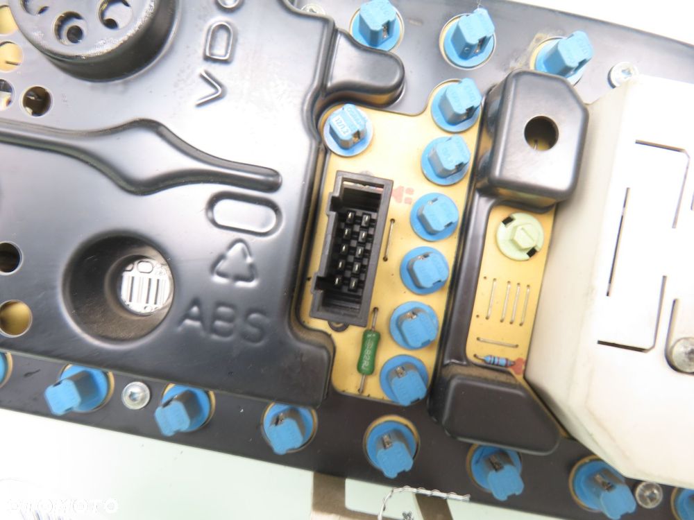 LICZNIK SKODA FELICIA 1.3 6U0919033E 443431155820 443431096820 - 5