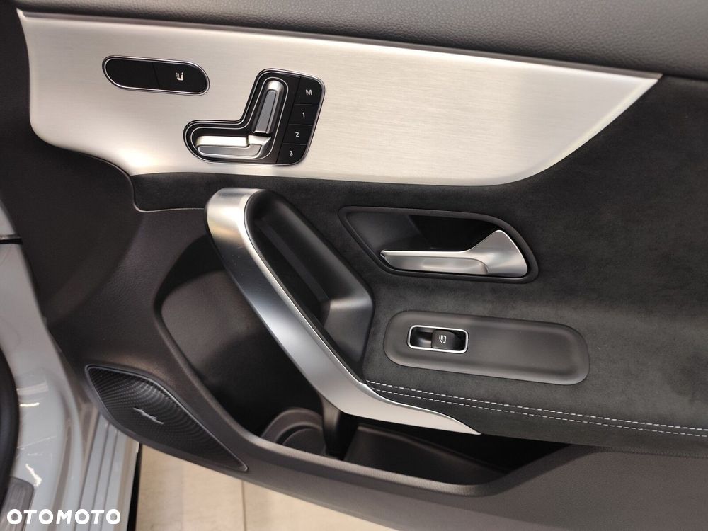 Mercedes-Benz Klasa A - 17